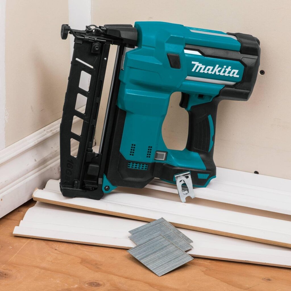 Makita XNB02Z 18V LXT Straight Finish Nailer, 16 Gauge, 2-1/2